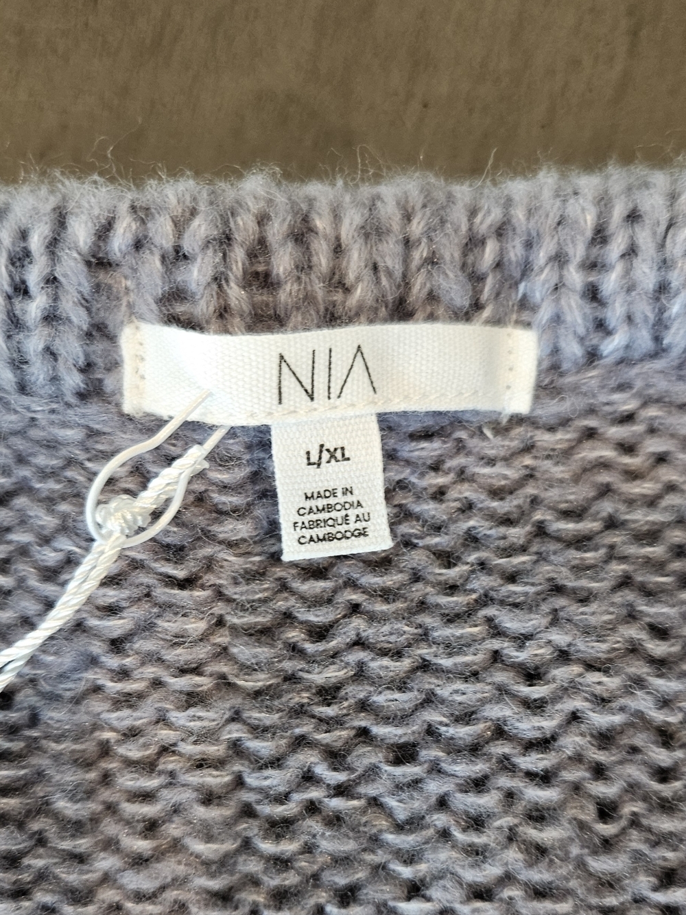Nia Women's L/XL Grey Button-Front Cardigan NWT - Picture 4 of 11